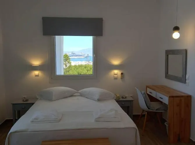 Hotel Maria Elena - *