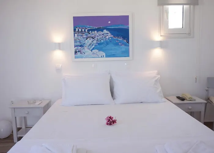 Maria Elena - * Mykonos Town