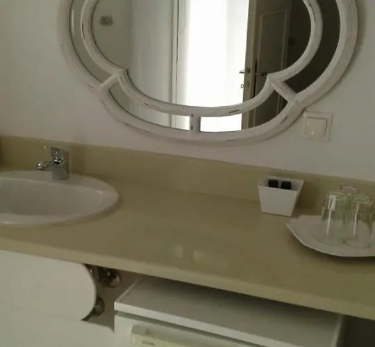 Maria Elena - Hotell