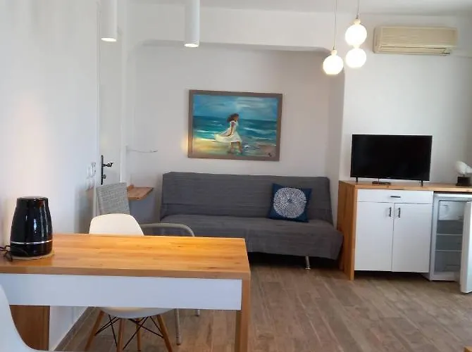 Maria Elena - Hotell