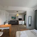 Maria Elena - Hotel *
