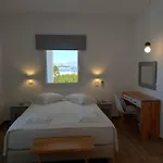 Hotel Maria Elena - *