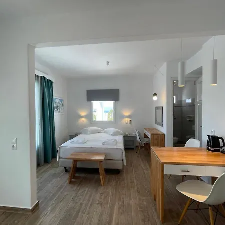 Maria Elena - Hotel *