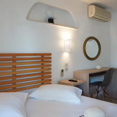 Maria Elena - Hotel *