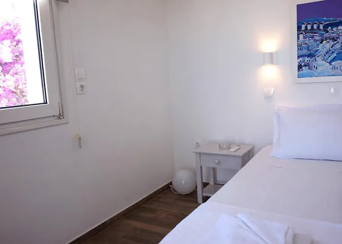 Hotel Maria Elena - *