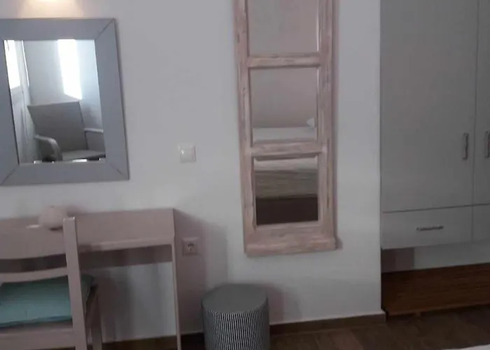 Hotel Maria Elena - *